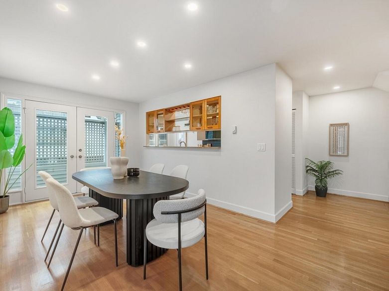 1973 Stephens Street