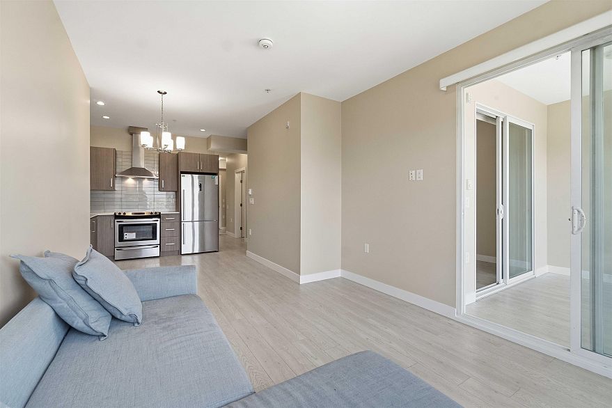 PH6 1838 Renfrew Street