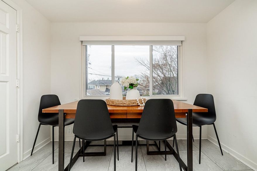 134 W 40th Avenue