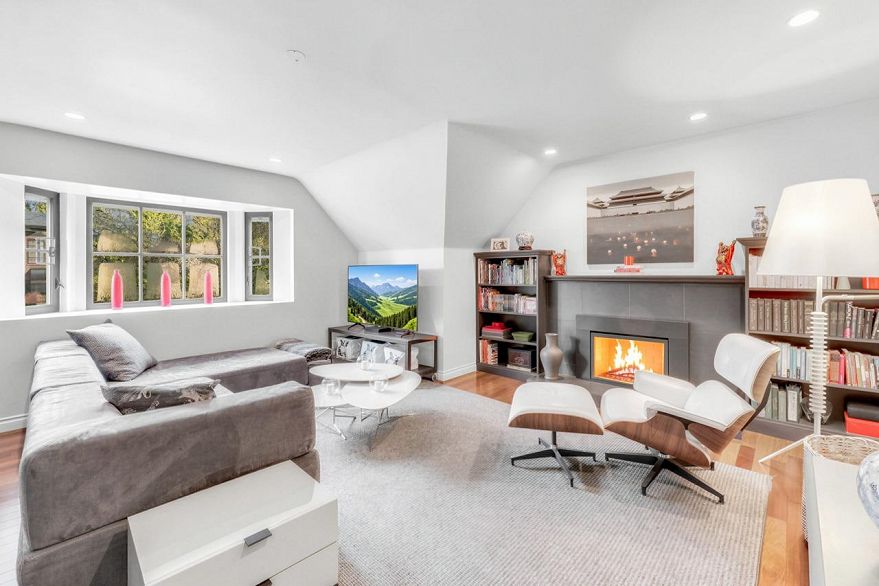 4178 Doncaster Way