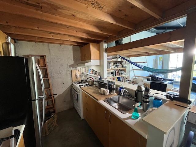 202 228 E 4th Avenue