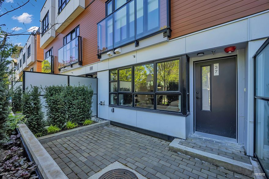 37 530 W 28th Avenue