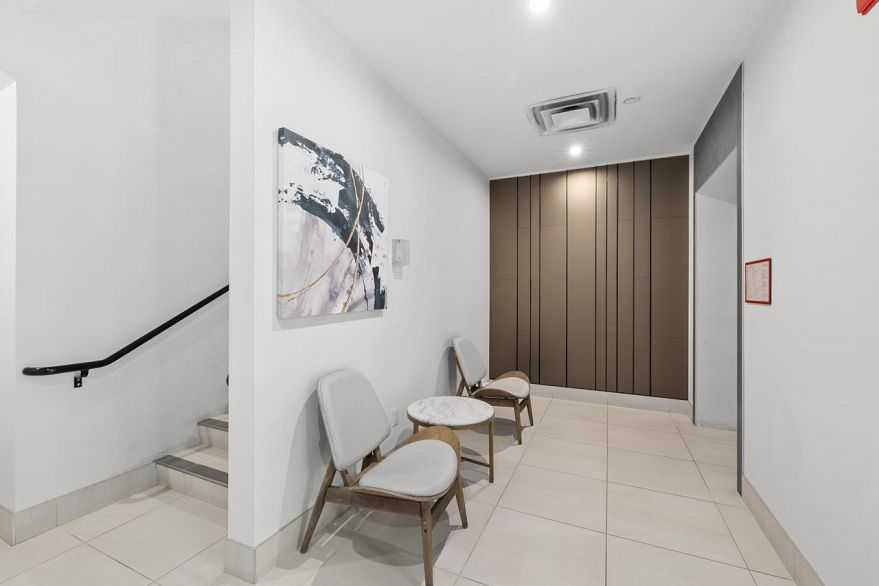 306 209 E 20th Avenue