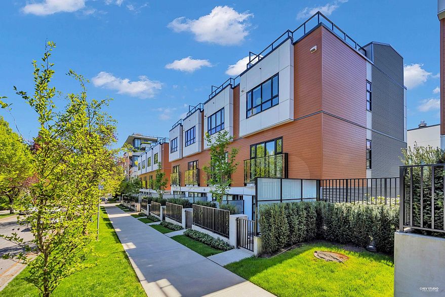 37 530 W 28th Avenue