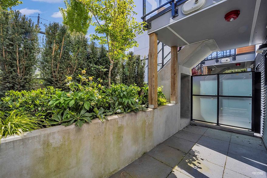 37 530 W 28th Avenue