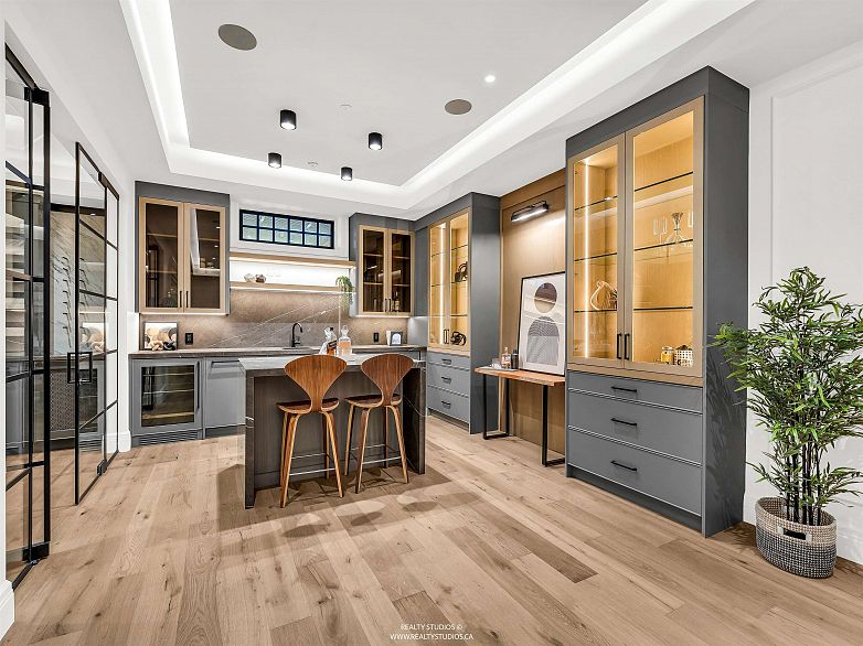 2050 SW Marine Drive