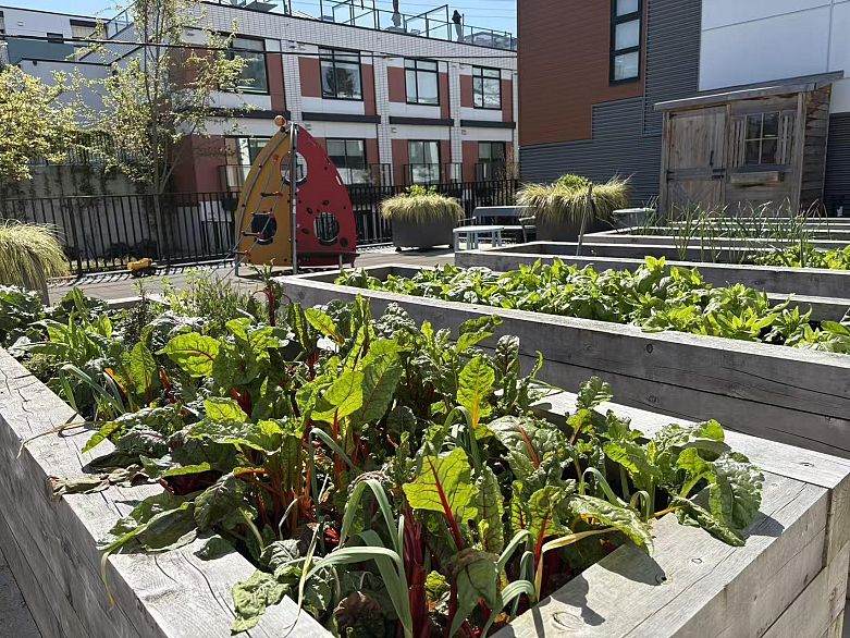 37 530 W 28th Avenue