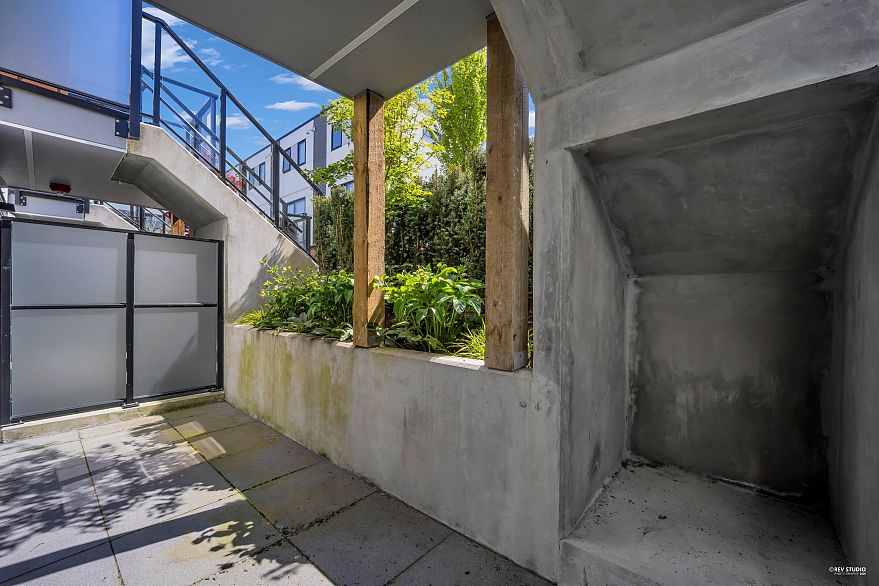 37 530 W 28th Avenue