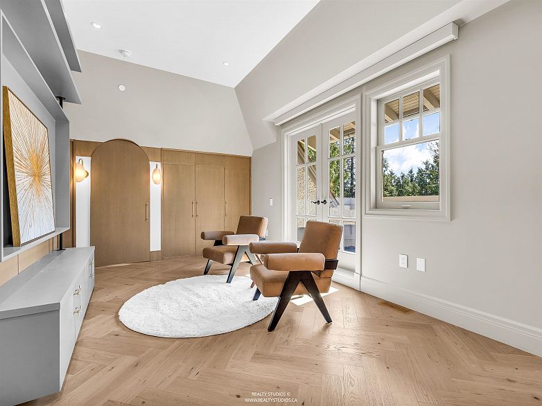 2050 SW Marine Drive