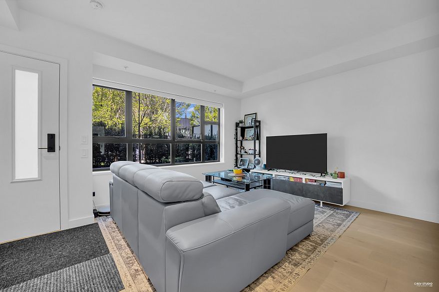 37 530 W 28th Avenue