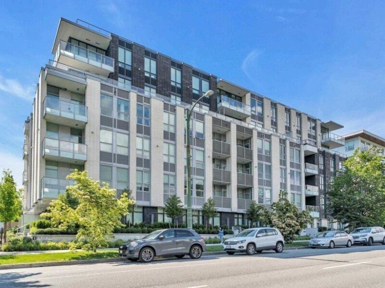 406 6733 Cambie Street