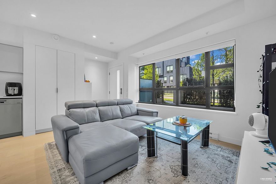 37 530 W 28th Avenue