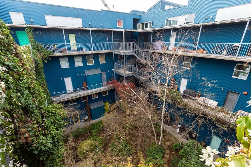 202 228 E 4th Avenue