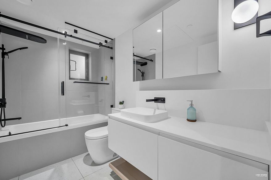 37 530 W 28th Avenue