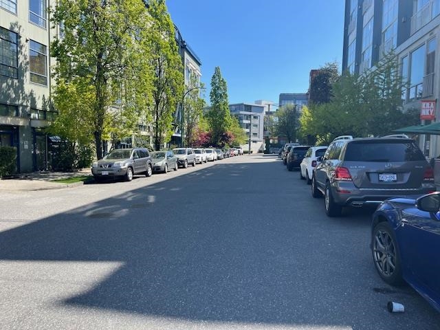 202 228 E 4th Avenue