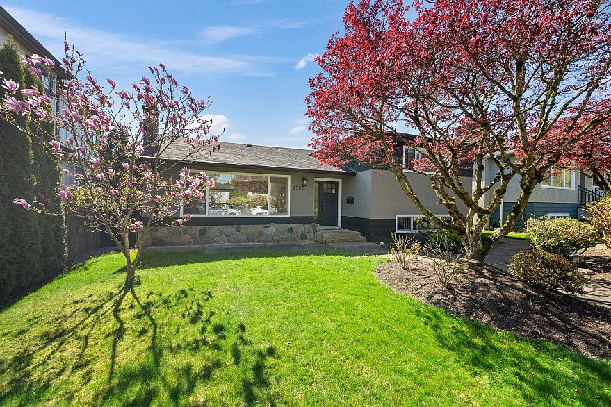 2566 Mcbain Avenue