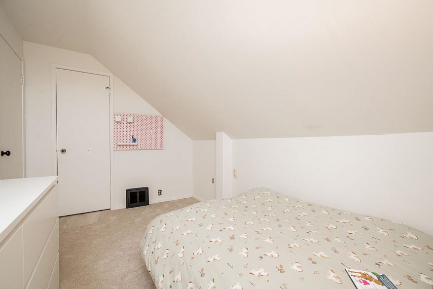 134 W 40th Avenue