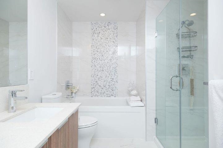 3708 1283 Howe Street