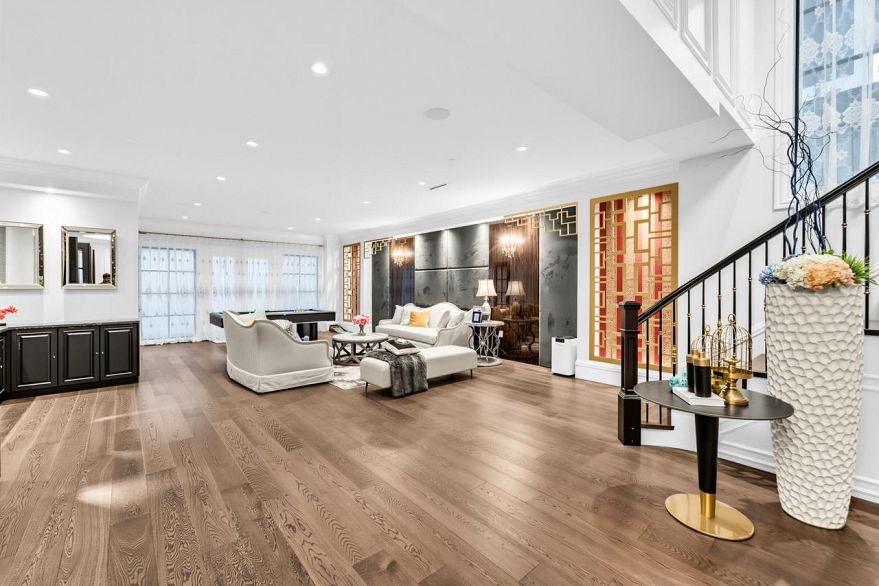 4177 Doncaster Way