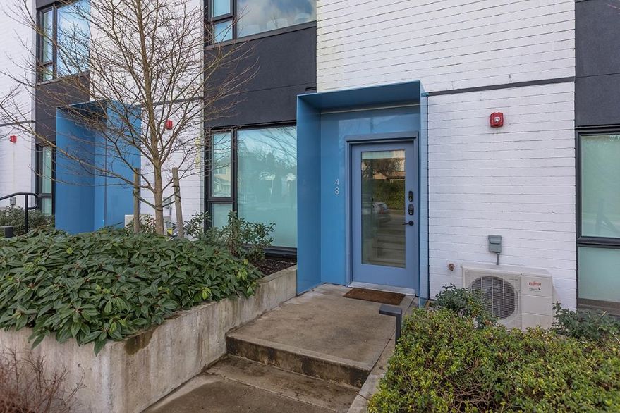 48 W King Edward Avenue