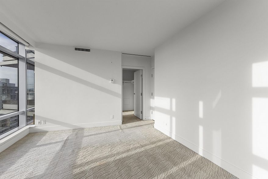 3308 1111 Alberni Street