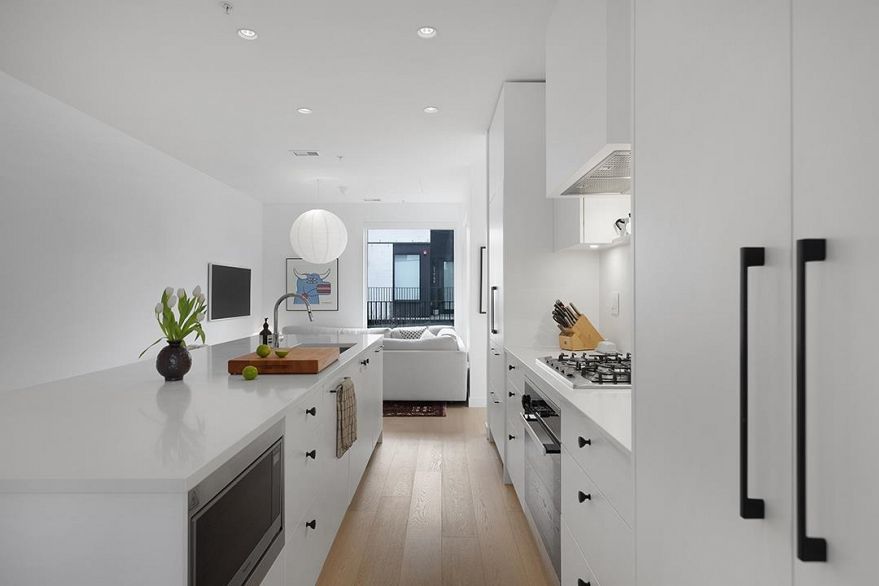 48 W King Edward Avenue