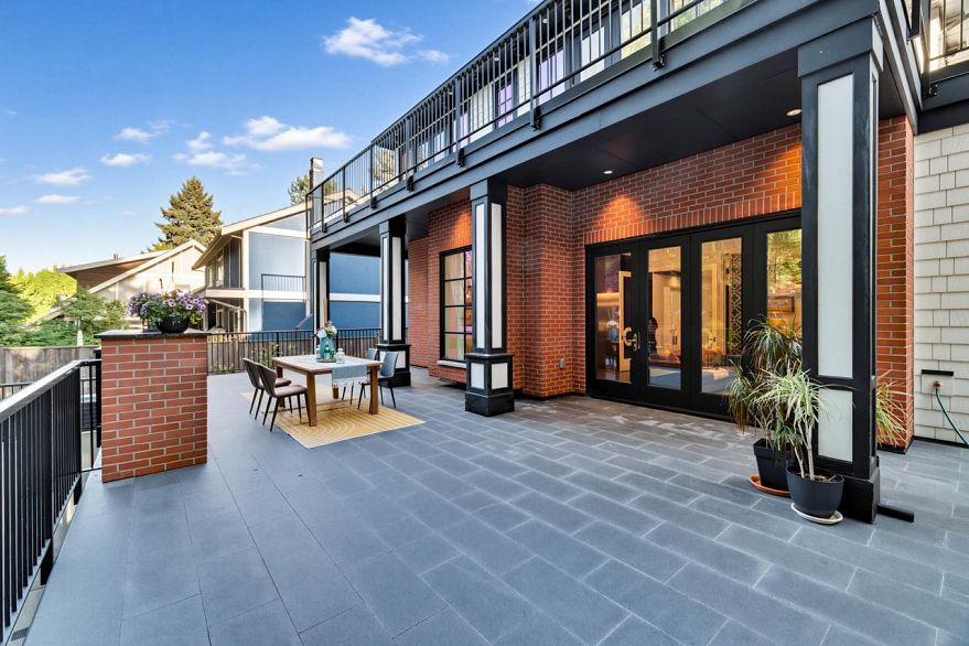 4177 Doncaster Way