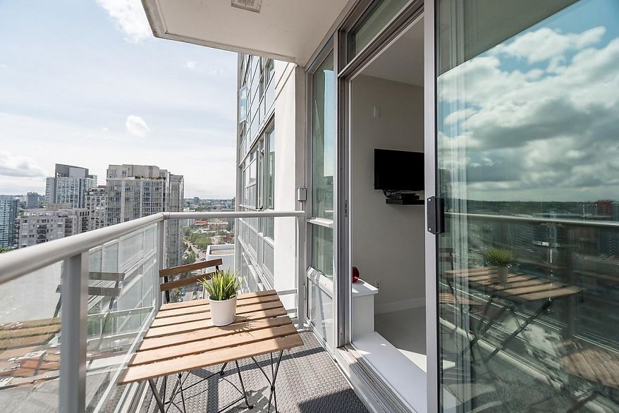1805 821 Cambie Street