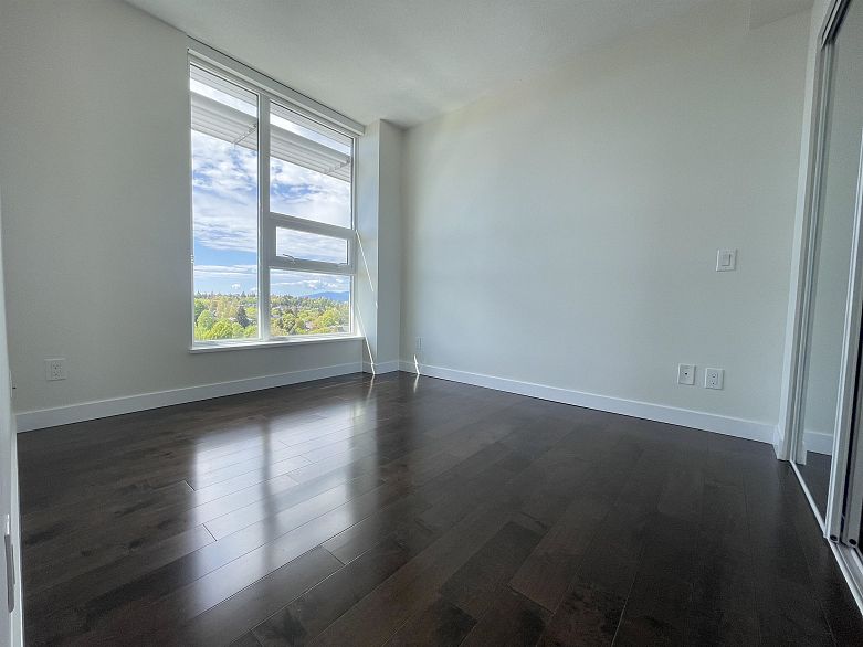 902 4083 Cambie Street