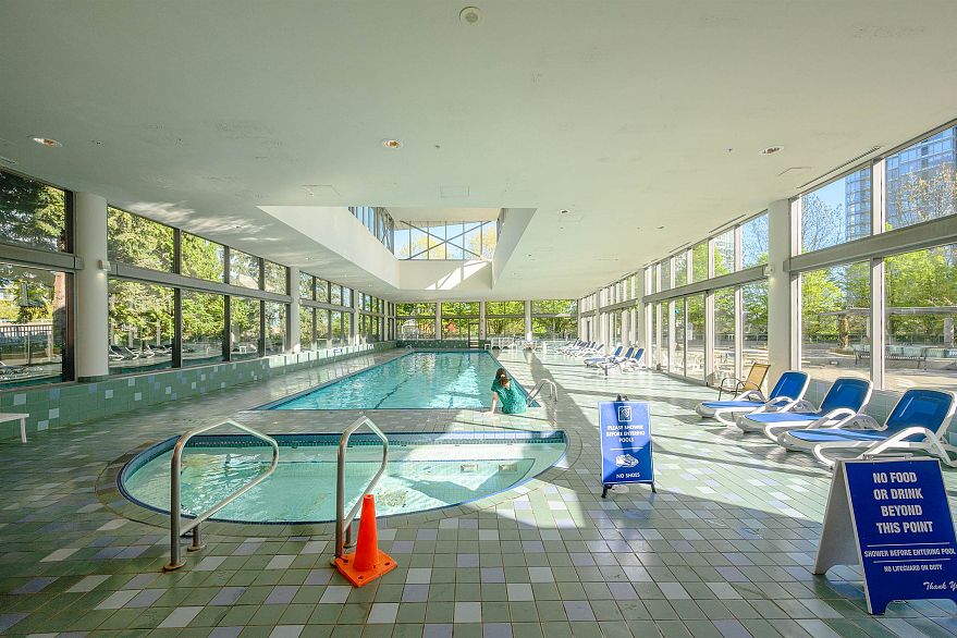 3707 1009 Expo Boulevard