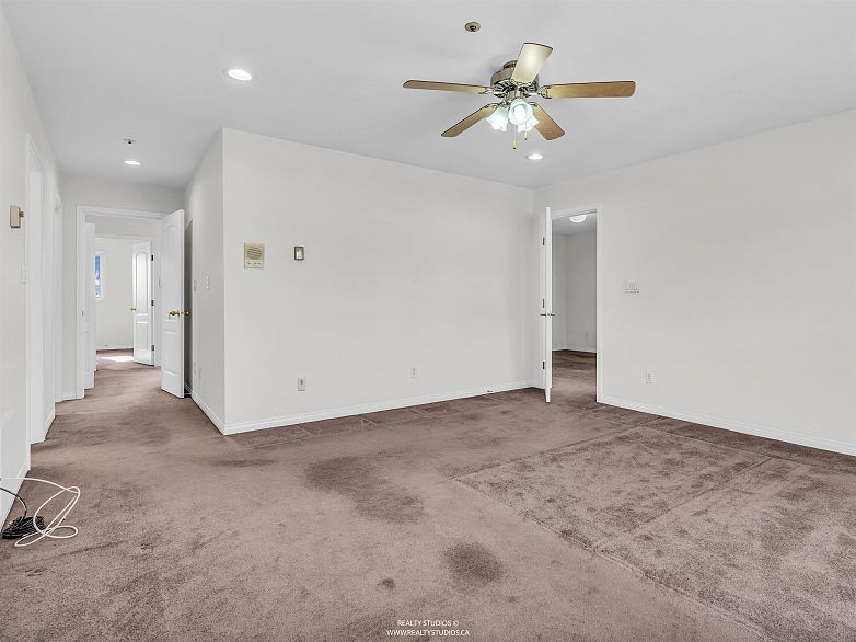 47 E 50th Avenue