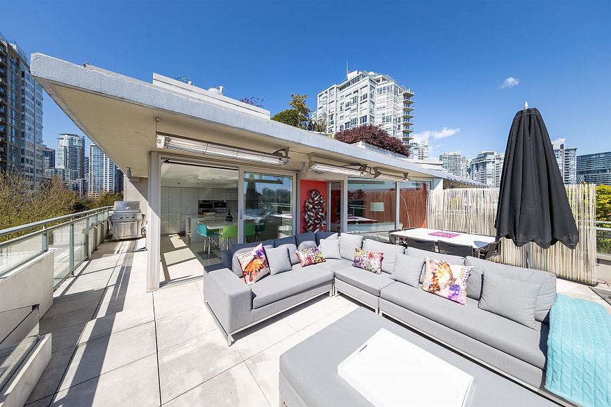 606 1288 Marinaside Crescent