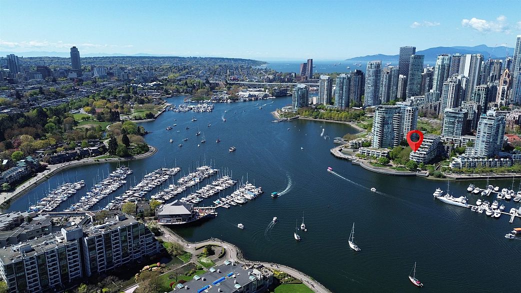 606 1288 Marinaside Crescent