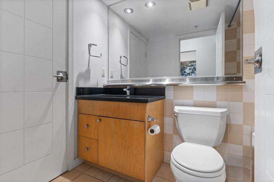 403 1003 Burnaby Street