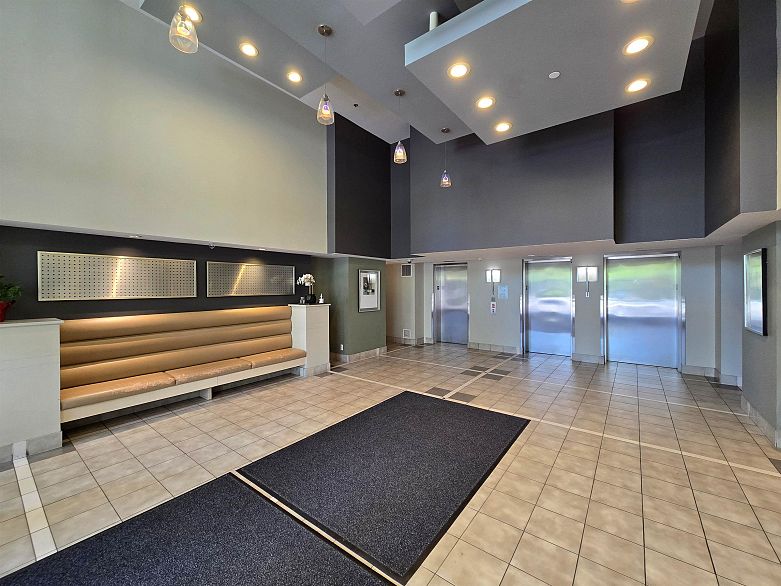 810 3663 Crowley Drive