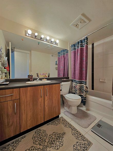 810 3663 Crowley Drive
