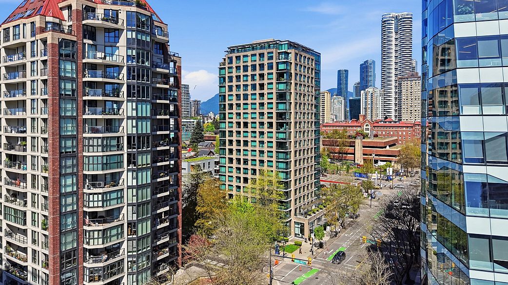 706 1003 Burnaby Street