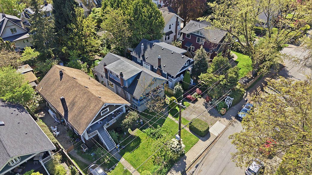 3174 W 5th Avenue