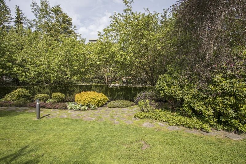 216 2388 Western Parkway
