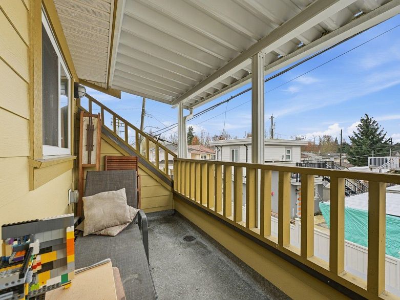 1115 Boundary Road