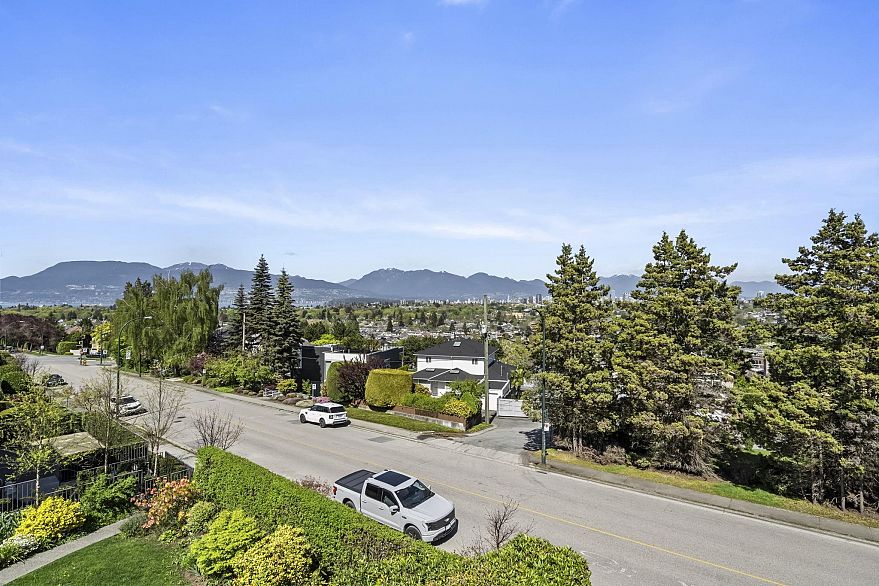 4233 Quesnel Drive