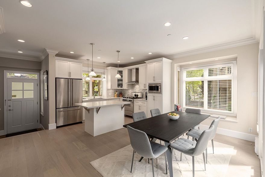 682 W 13th Avenue