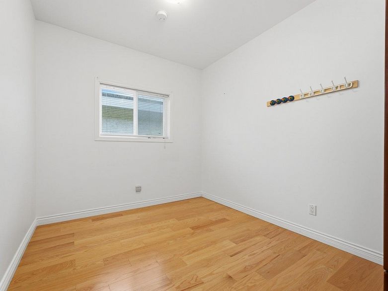 1115 Boundary Road