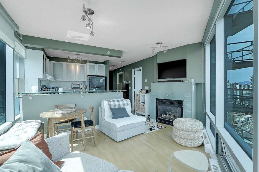 1502 1003 Burnaby Street