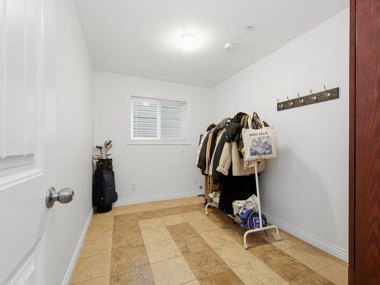 1115 Boundary Road