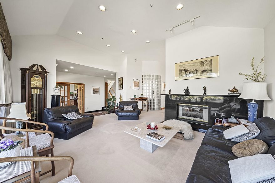 4233 Quesnel Drive