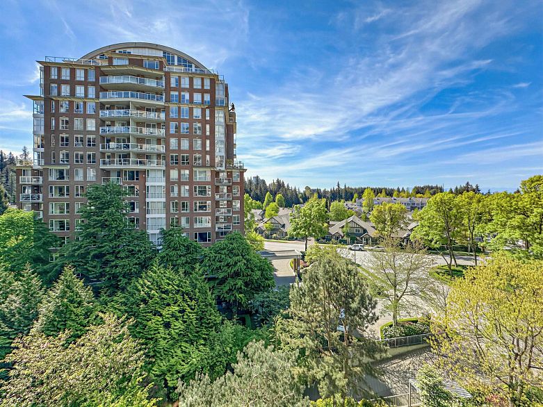 707 5639 Hampton Place