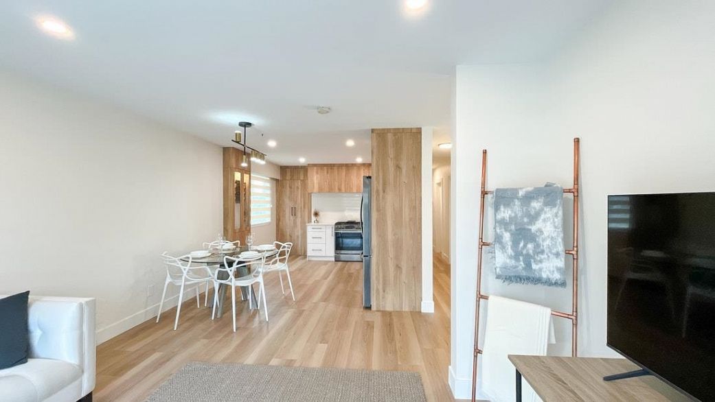 320 E 57th Avenue