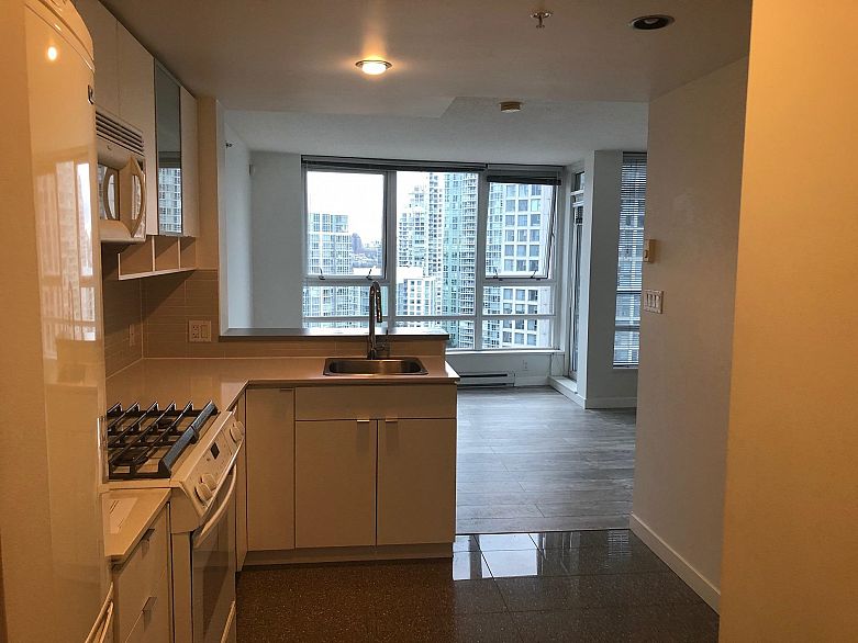 2201 939 Expo Boulevard