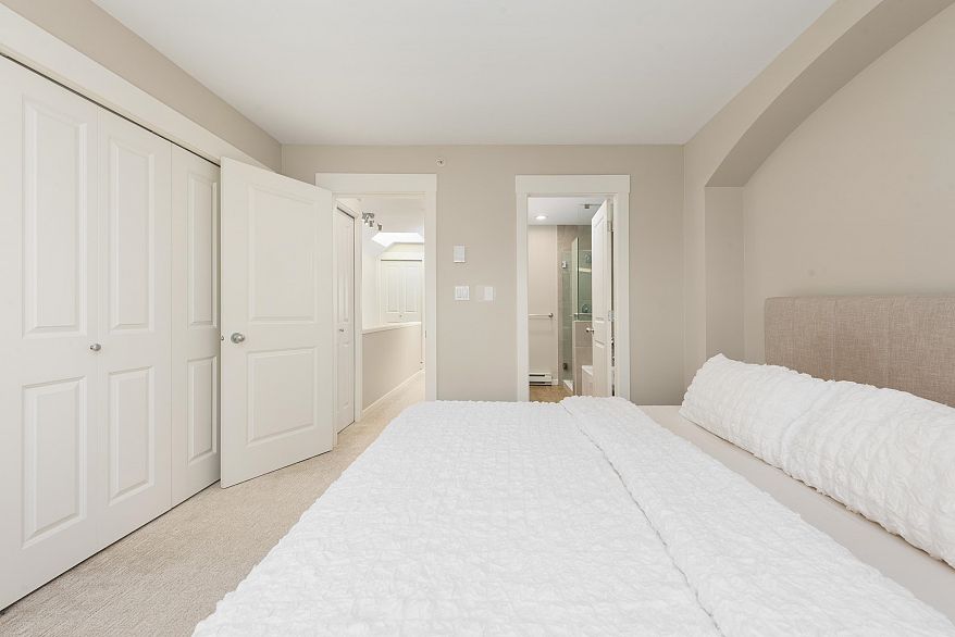888 W 15th Avenue